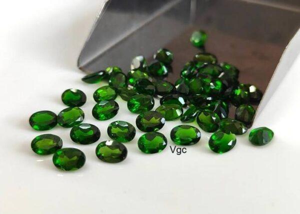 Natural 3×5 mm Chrome Diopside Oval Cut Faceted AAA Quality – Chrome Diopside Oval Faceted 3x5mm