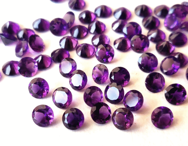 Natural 2.5 mm African Amethyst Round Faceted AAA Quality – Amethyst Round Faceted 2.5mm