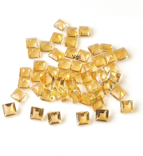 Natural 4×4 mm Citrine Square Cut Faceted AAA Quality – Citrine Square Faceted 4mm