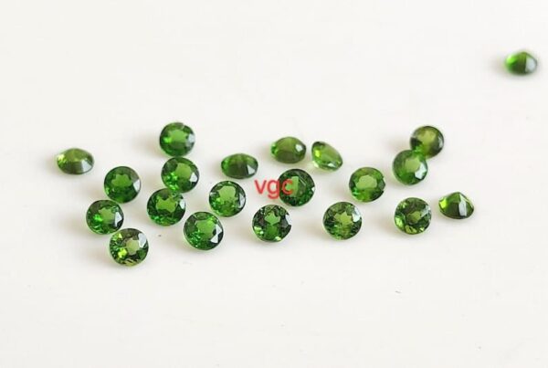 Natural 2 mm Chrome Diopside Round Cut Faceted AAA Quality – Chrome Diopside Round Faceted 2mm