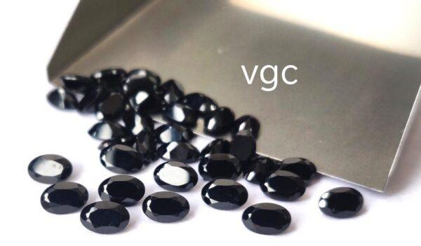 Natural Black Spinel 7×9 mm Oval Cut Faceted – Black Spinel Oval Faceted 7x9mm