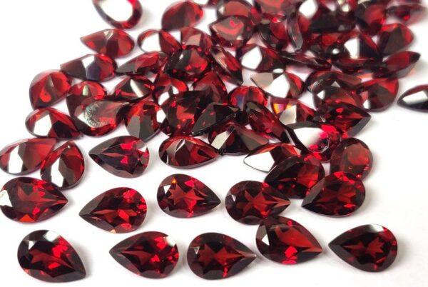 Natural Red Garnet 3×5 mm Pear Cut Faceted AAA Quality – Red Garnet Faceted Pear 3x5mm