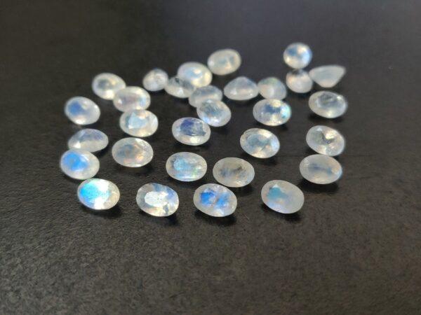 Natural Rainbow Moonstone 5×7 mm Oval Cut Faceted – AA Quality Rainbow Moonstone Oval Faceted 5x7mm