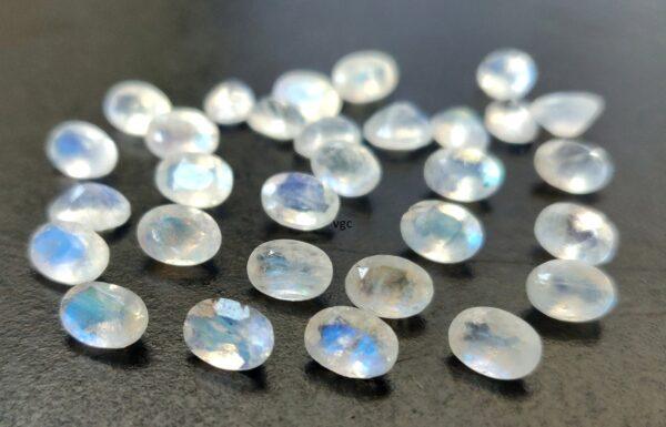 Natural Rainbow Moonstone 5×7 mm Oval Cut Faceted – AA Quality Rainbow Moonstone Oval Faceted 5x7mm