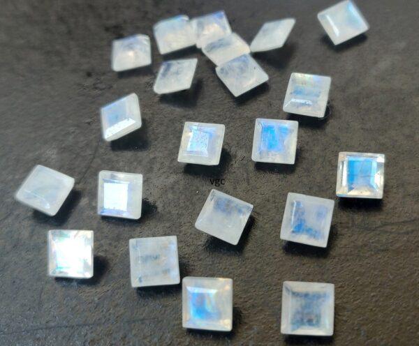 Natural Rainbow Moonstone 5 mm Square Cut Faceted – AA Quality Rainbow Moonstone Square Faceted 5mm