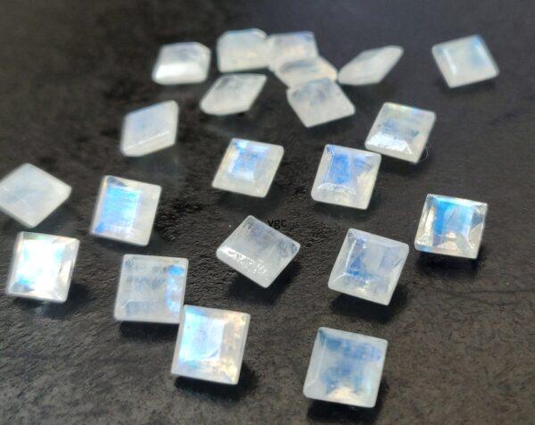 Natural Rainbow Moonstone 5 mm Square Cut Faceted – AA Quality Rainbow Moonstone Square Faceted 5mm