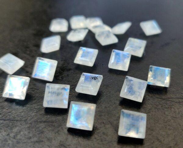 Natural Rainbow Moonstone 5 mm Square Cut Faceted – AA Quality Rainbow Moonstone Square Faceted 5mm