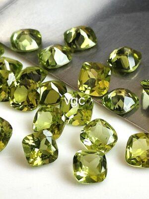 Natural Peridot 4 mm Cushion Cut Faceted – AAA Quality Peridot Cushion 4mm