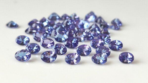 Natural Tanzanite 4×5 mm Oval Cut Faceted – AAA Quality Tanzanite Oval Faceted 4x5mm
