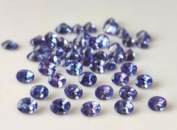 Natural Tanzanite 4×5 mm Oval Cut Faceted – AAA Quality Tanzanite Oval Faceted 4x5mm