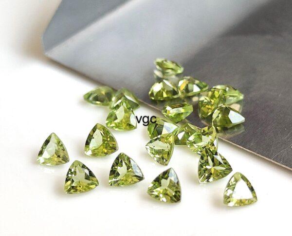 Natural Peridot 3 mm Trillion Cut Faceted – AAA Quality Peridot Trillion 3mm