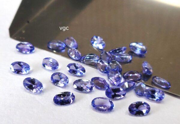 Natural Tanzanite 3×5 mm Oval Cut Faceted – AAA Quality Tanzanite Oval Faceted 3x5mm