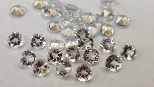 Natural White Topaz 3.5 mm Round Faceted Cut – AAA Quality White Topaz Round Faceted Cut 3.5mm