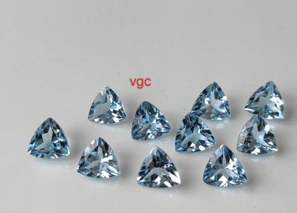 Natural Sky Blue Topaz 10 mm Trillion Faceted Cut – AAA Quality Sky Blue Topaz Trillion Faceted Cut 10mm
