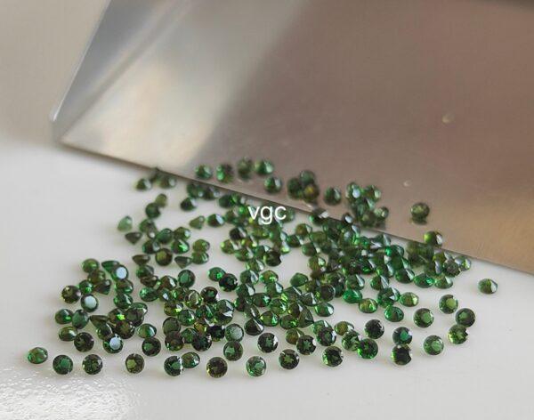 Natural Green Tourmaline 1.5 mm Round Faceted Cut – AAA Quality Green Tourmaline Round Faceted Cut 1.5mm