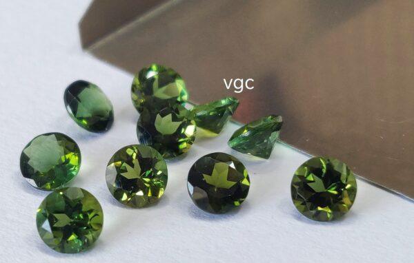 Natural Green Tourmaline 4 mm Round Faceted Cut – AAA Quality Green Tourmaline Round Faceted Cut 4mm