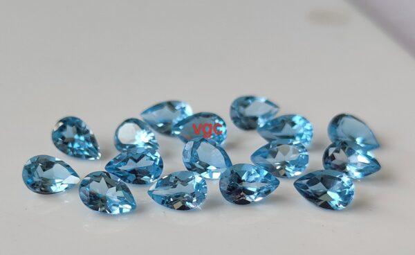 Natural Swiss Blue Topaz 4×6 mm Pear Faceted Cut – AAA Quality Swiss Blue Topaz Pear Faceted Cut 4x6mm